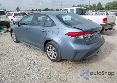 2022 Toyota Corolla Le z USA, uszkodzony, nr VIN 5YFEPMAE6NP294083